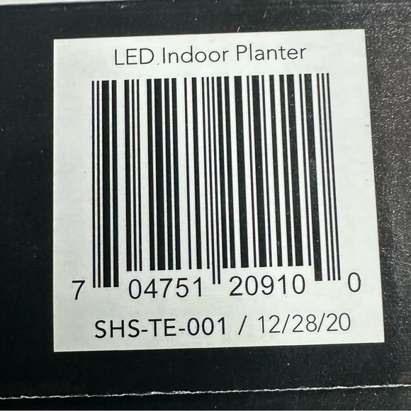 Short Stories Led Indoor planter NEW in box - Picture 8 of 8